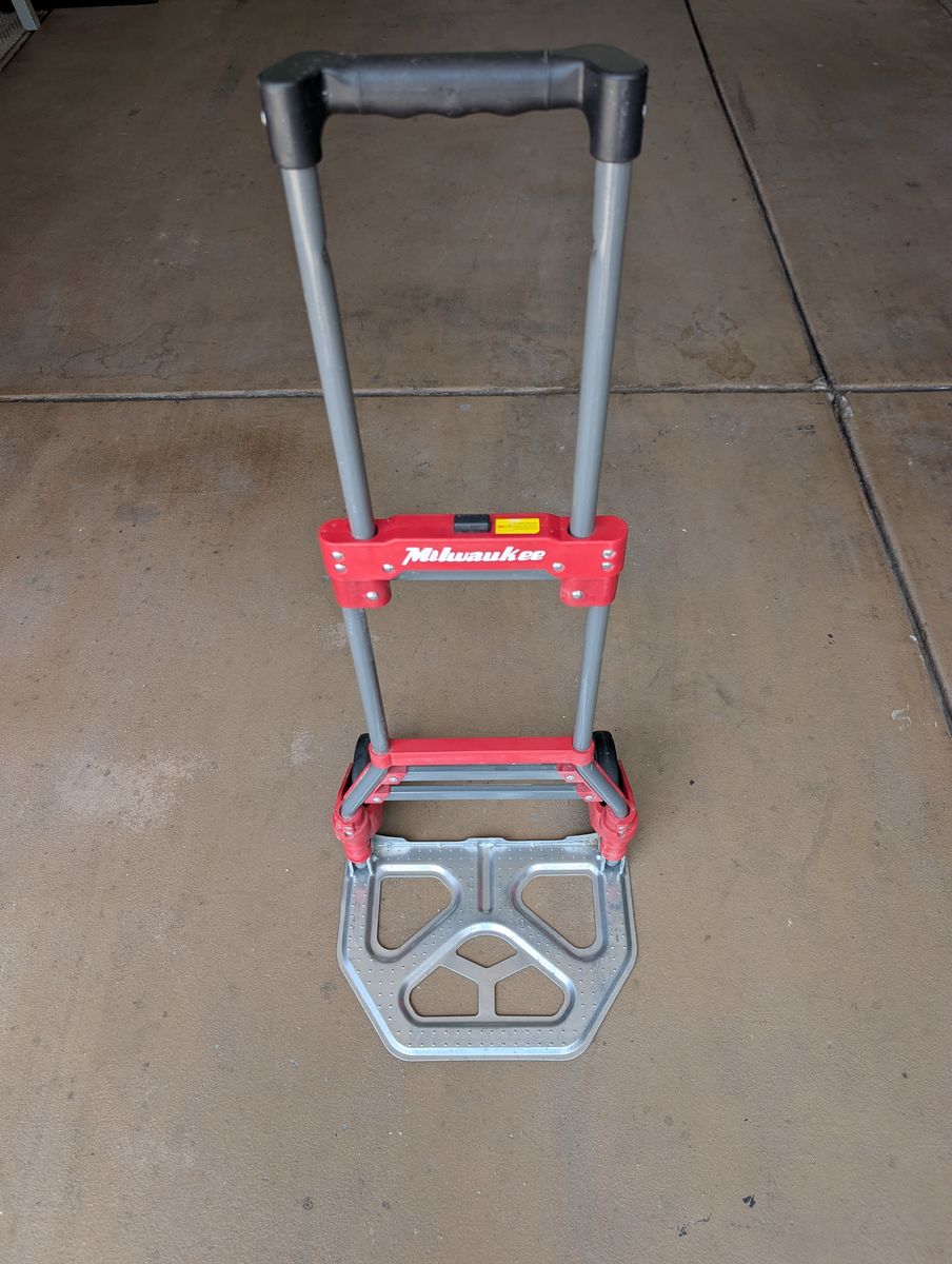 Milwaukee Foldup 150lb Hand Truck