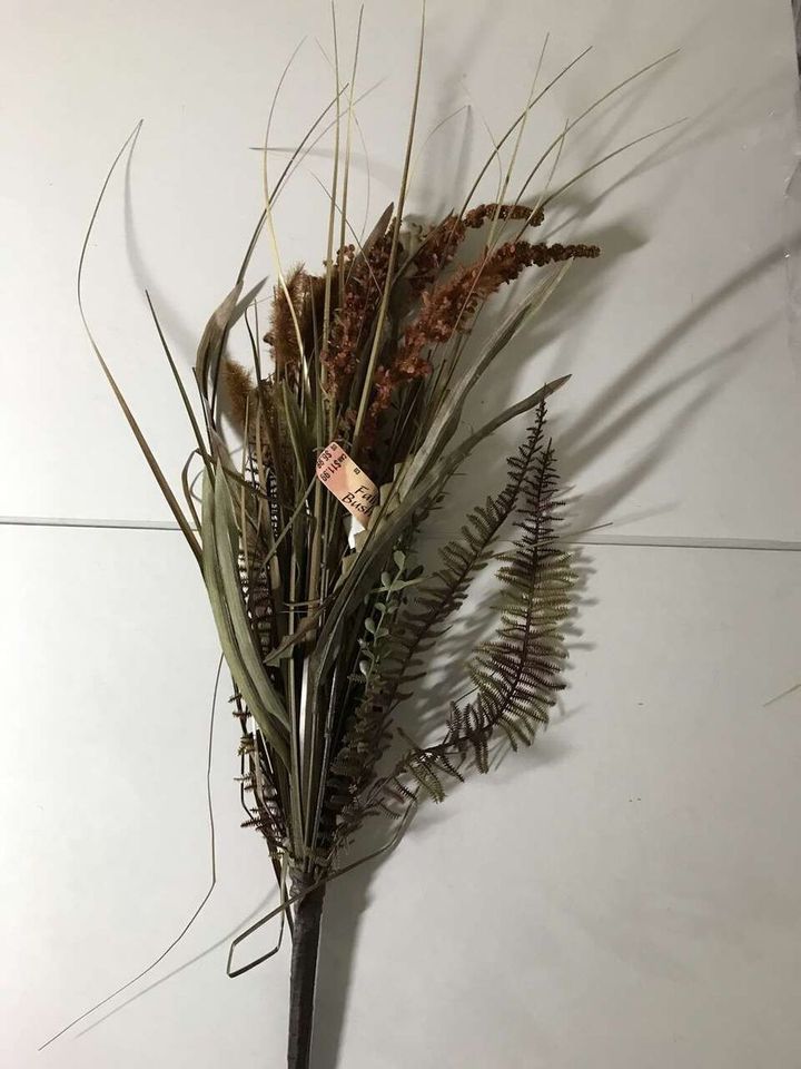 Main image 7