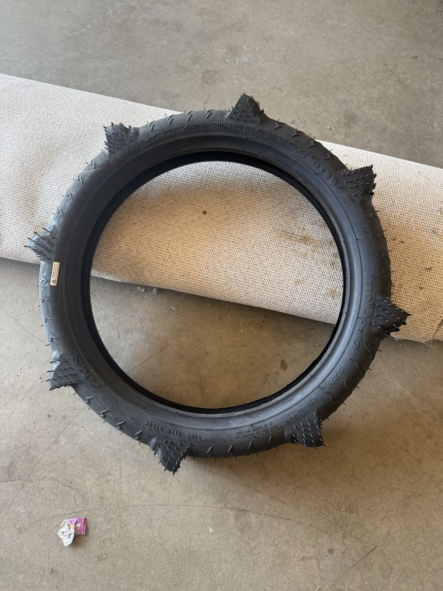 AMS Sand Snake MX-S 8-Paddle Tire - 110/90-19