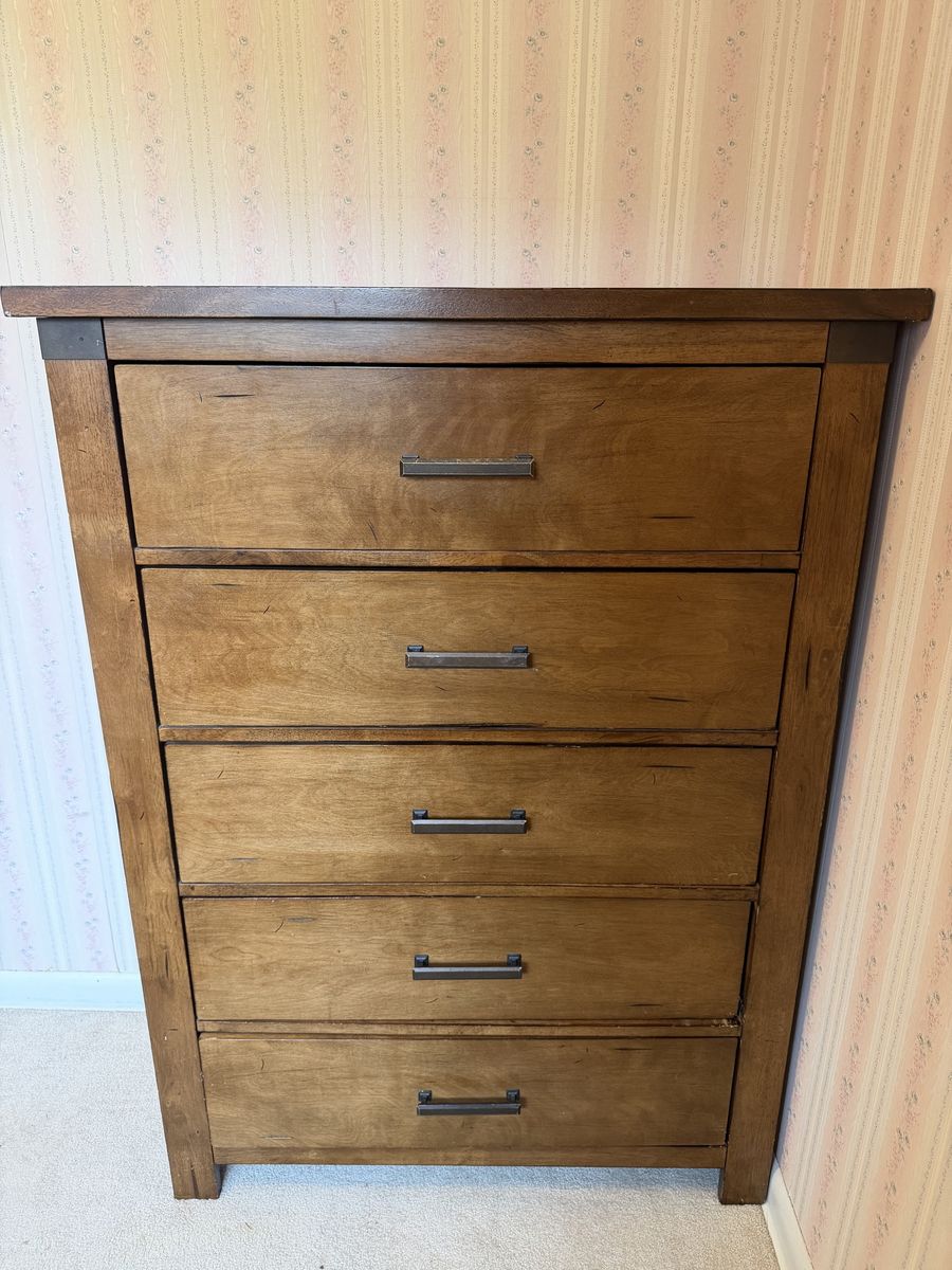 Solid wood dresser