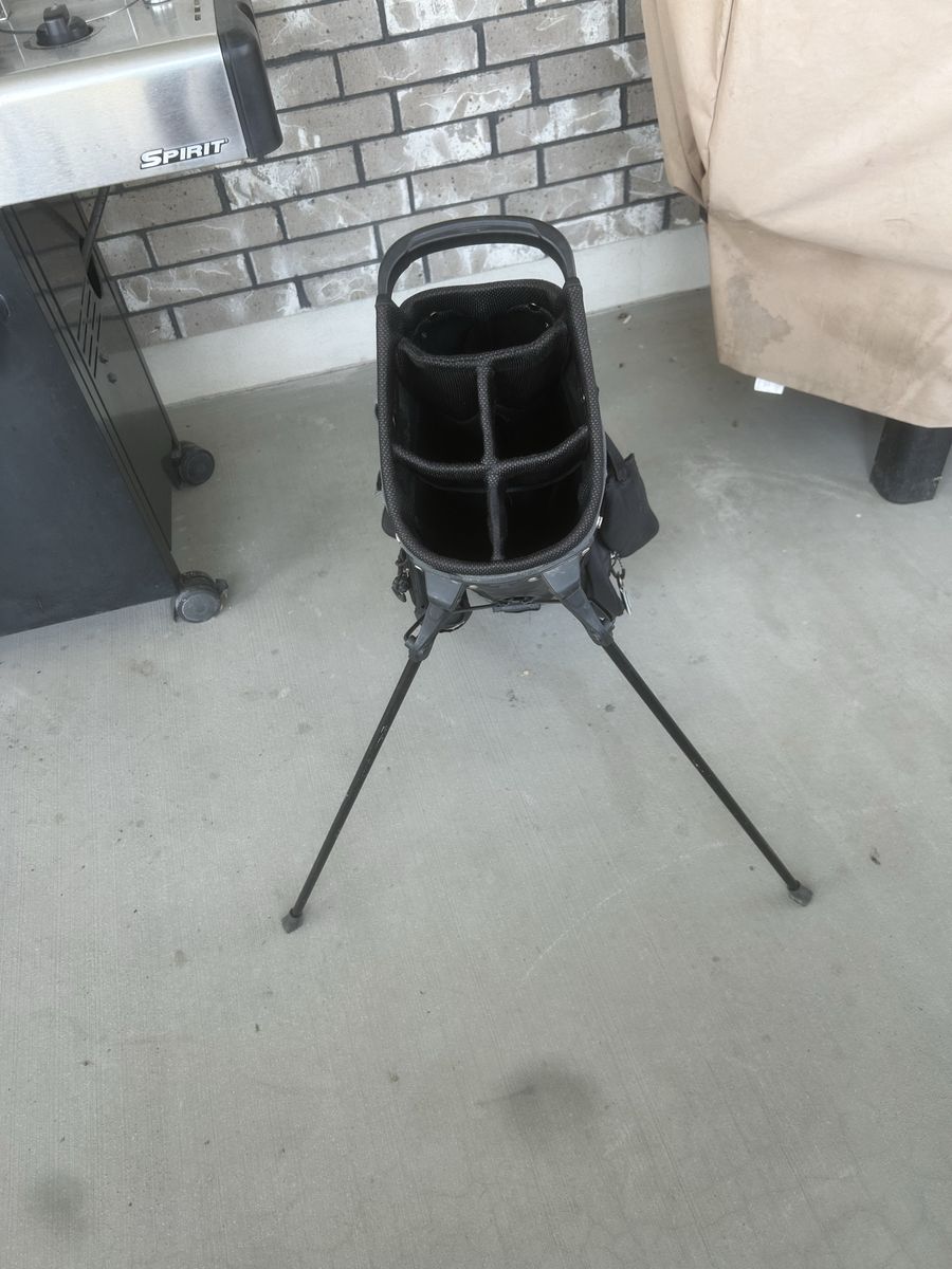Main image 4