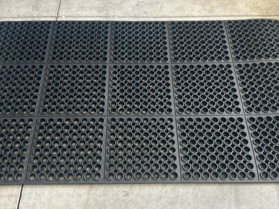 Rubber Drainage Mats Interlocking Floor Mat Set