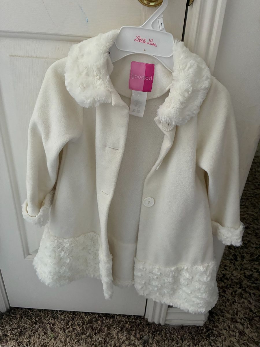 Main image 5