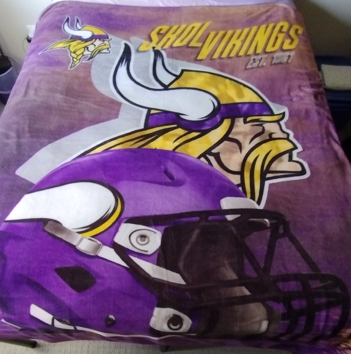 NFL Minnesota Vikings "Skol Vikings" Fleece Throw Blanket, Purple, Helmet & Viking Graphic