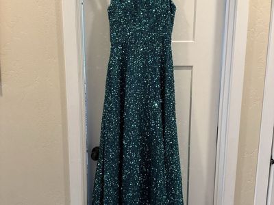 New Formal Sequin Dress – Never Worn