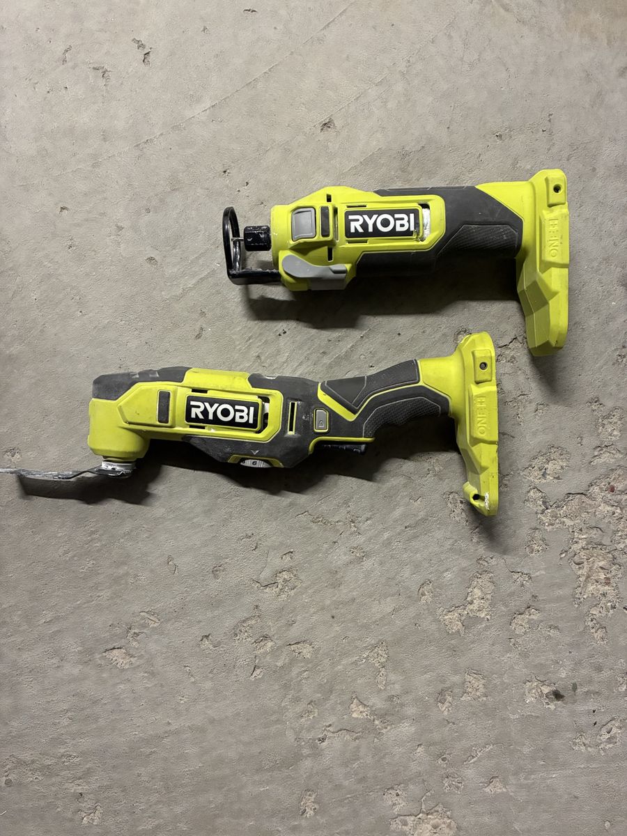 Ryobi One+ Cordless Multi-Tool and cutout tool - Tools Only
