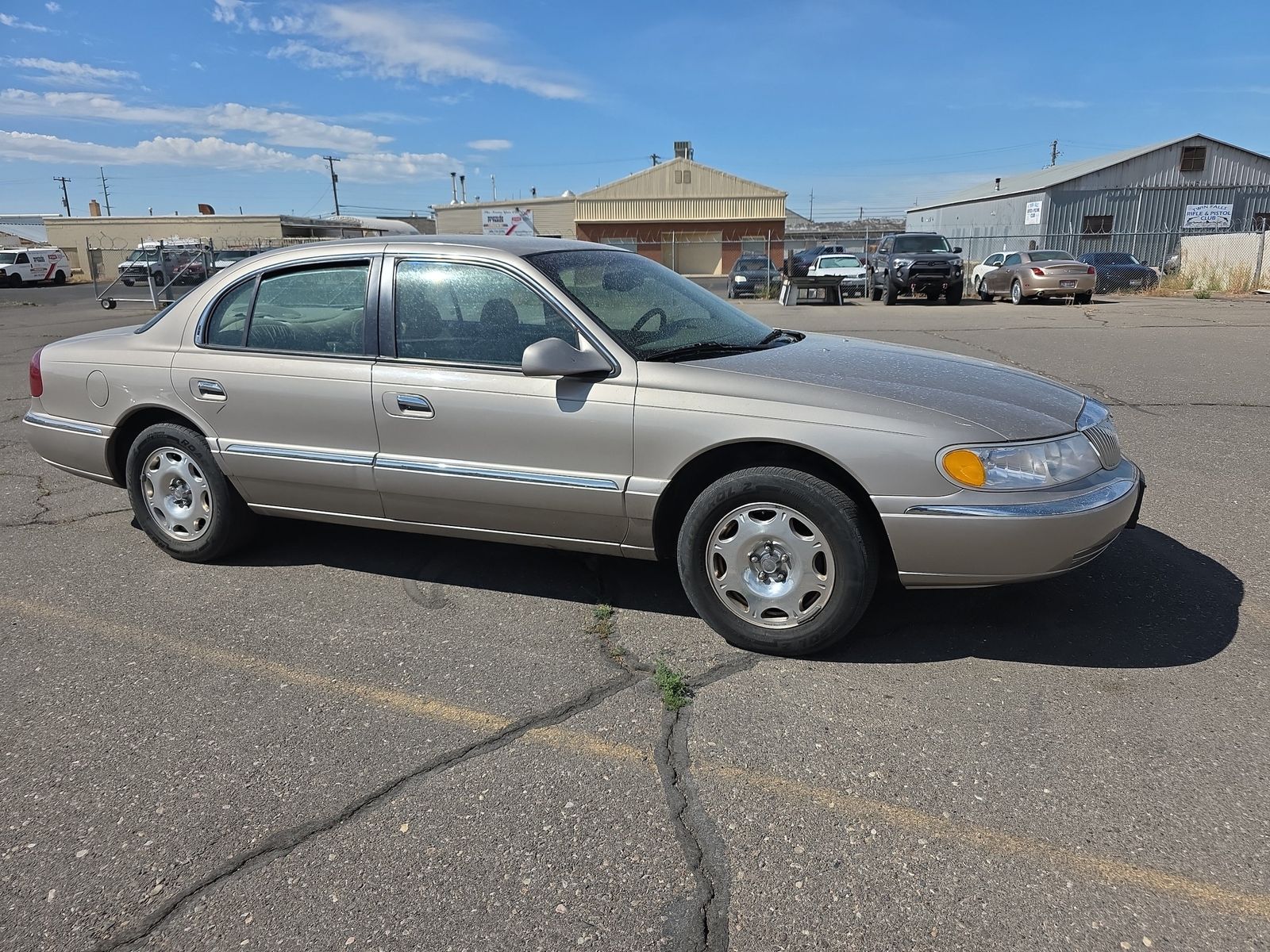 2000 Lincoln Continental Base
