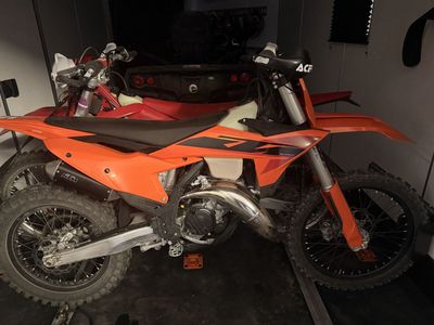2025 KTM 125 XC — Only 3 hours