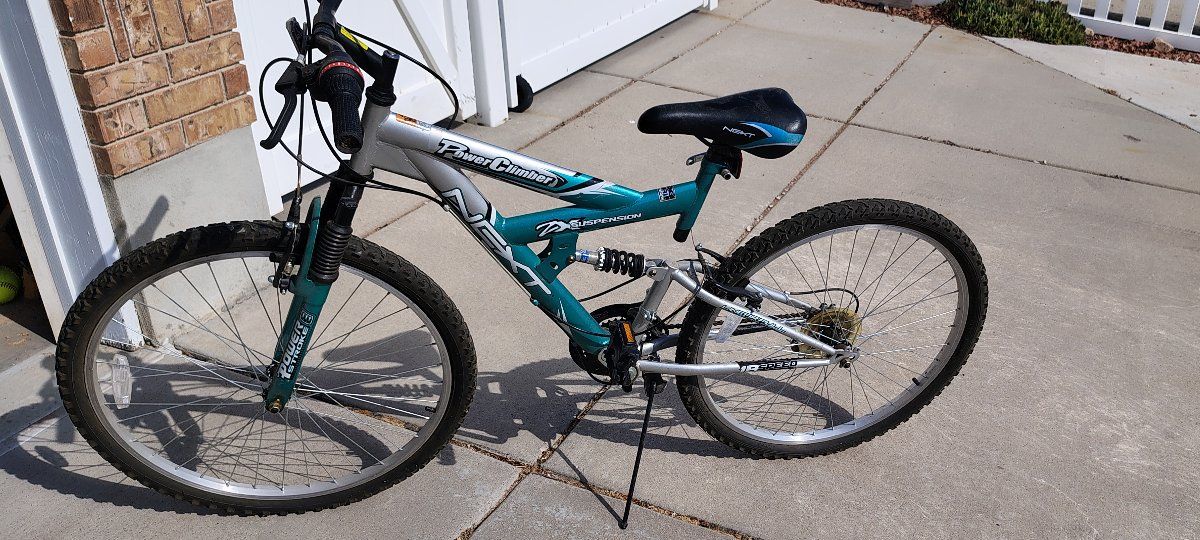 Dual Suspension Adult Women's Mountain Bike