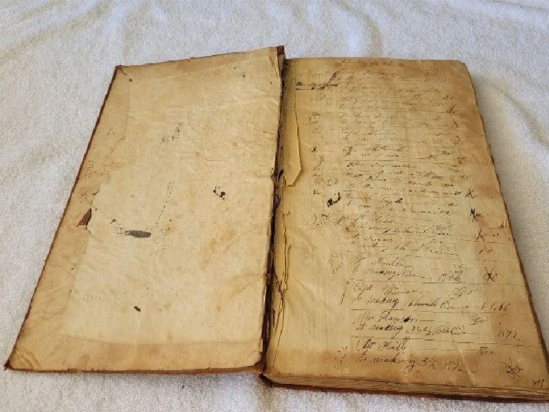 Main image 3