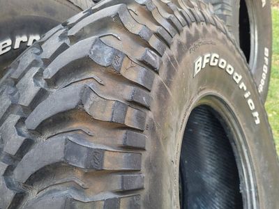 BF Goodrich MT 35x12.50R15
