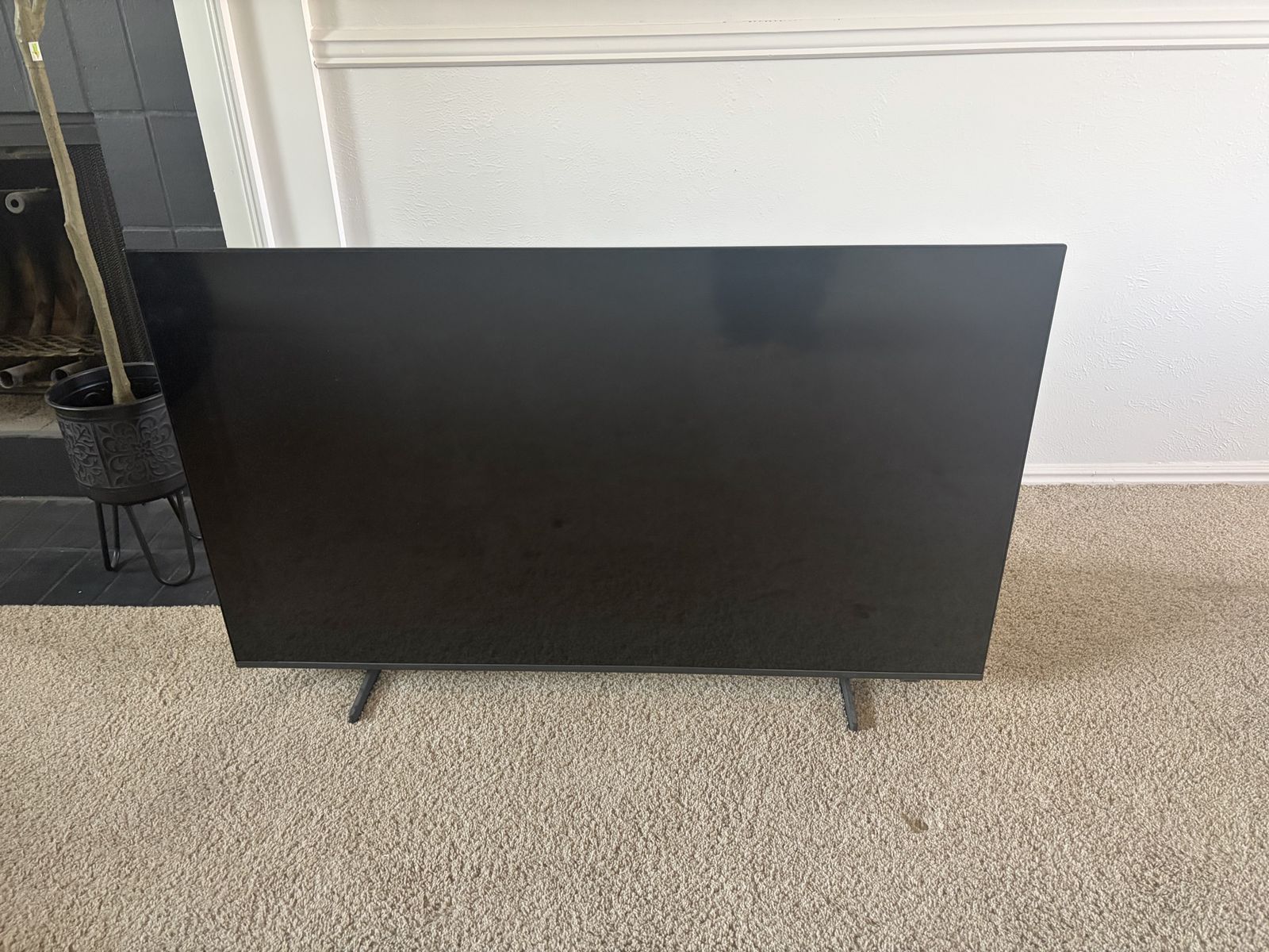 Samsung 50” 4K UHD Smart TV (2025 Model) – Like New