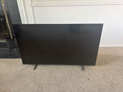 Samsung 50” 4K UHD Smart TV (2025 Model) – Like New