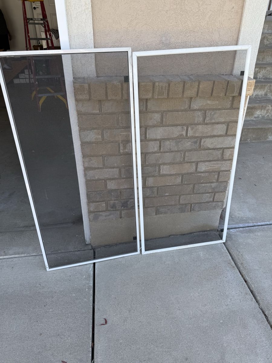2 window Screens