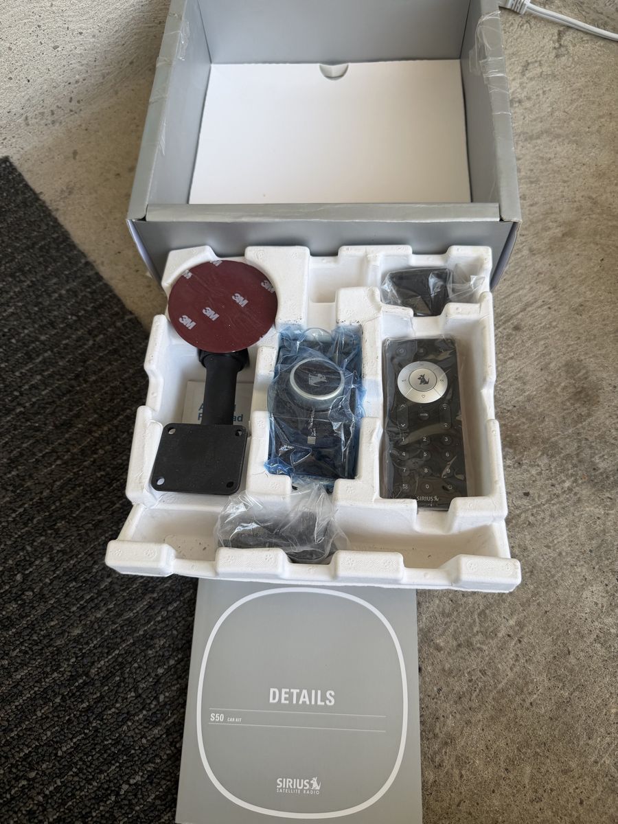 Sirius Satellite Radio S50 Car Kit with Accessories, Remote and Original Packaging