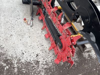 Trencher 40” dingo ride on