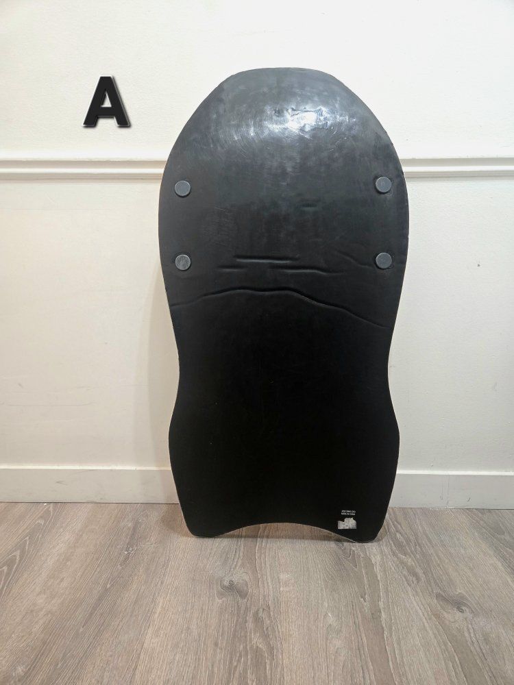Main image 3