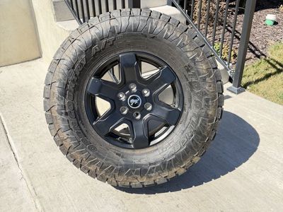 Ford Bronco Rims and Tires 35/12.50R17 Toyo AT3