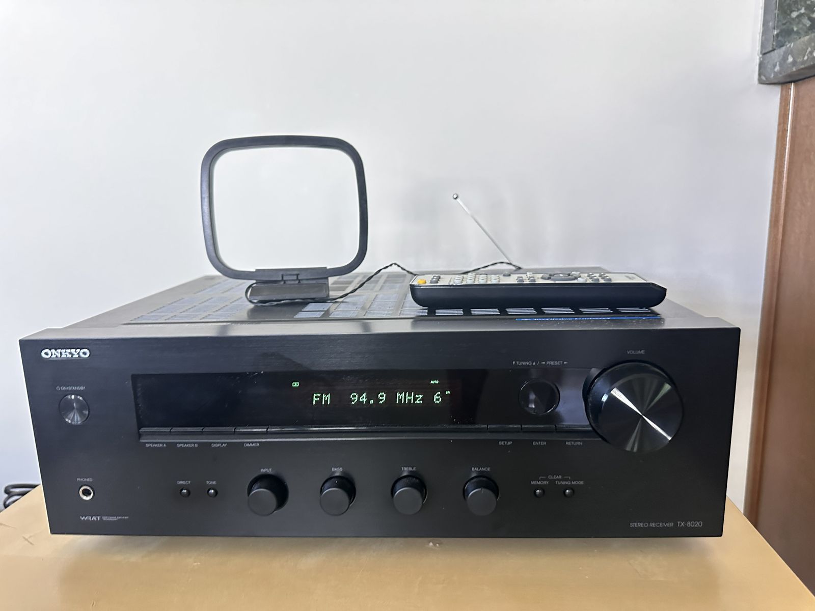 Onkyo TX-8020 stereo receiver tuner (w Remote, box, manual)