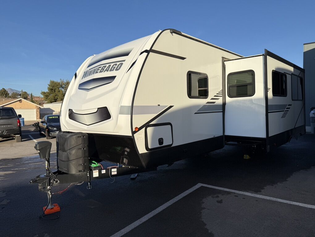 2022 WINNEBAGO MINNIE 2801BHS