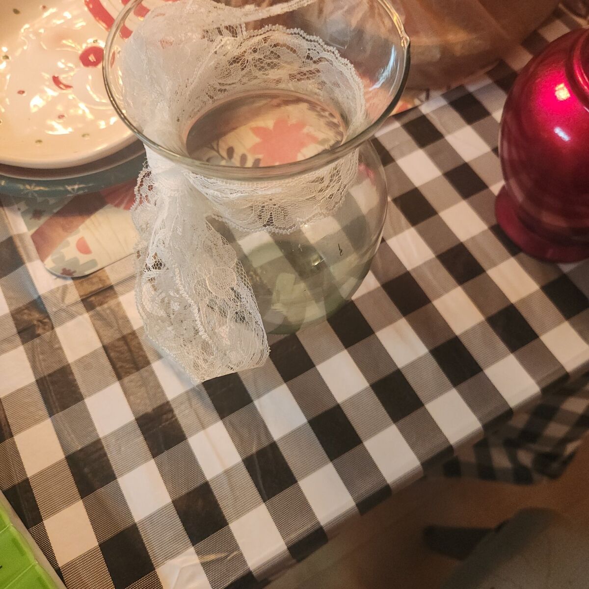 vase five dollars each