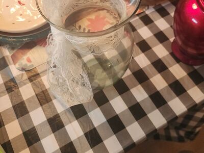 vase five dollars each