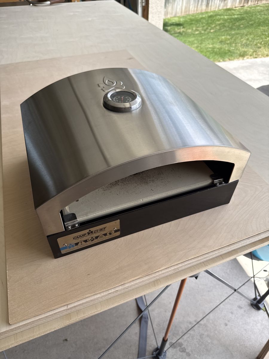 Camp Chef Sidekick pizza oven PZ30