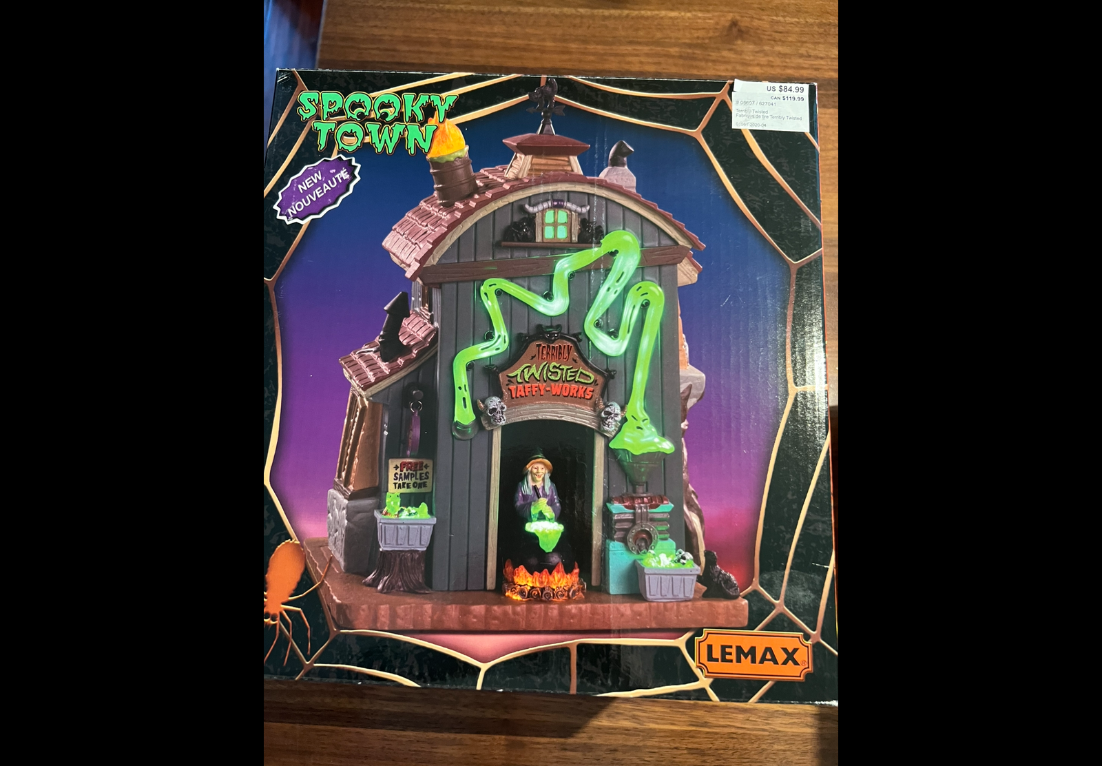 Lemax Spooky Town Terribly Twisted Cottage