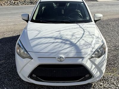 2019 Toyota Yaris L