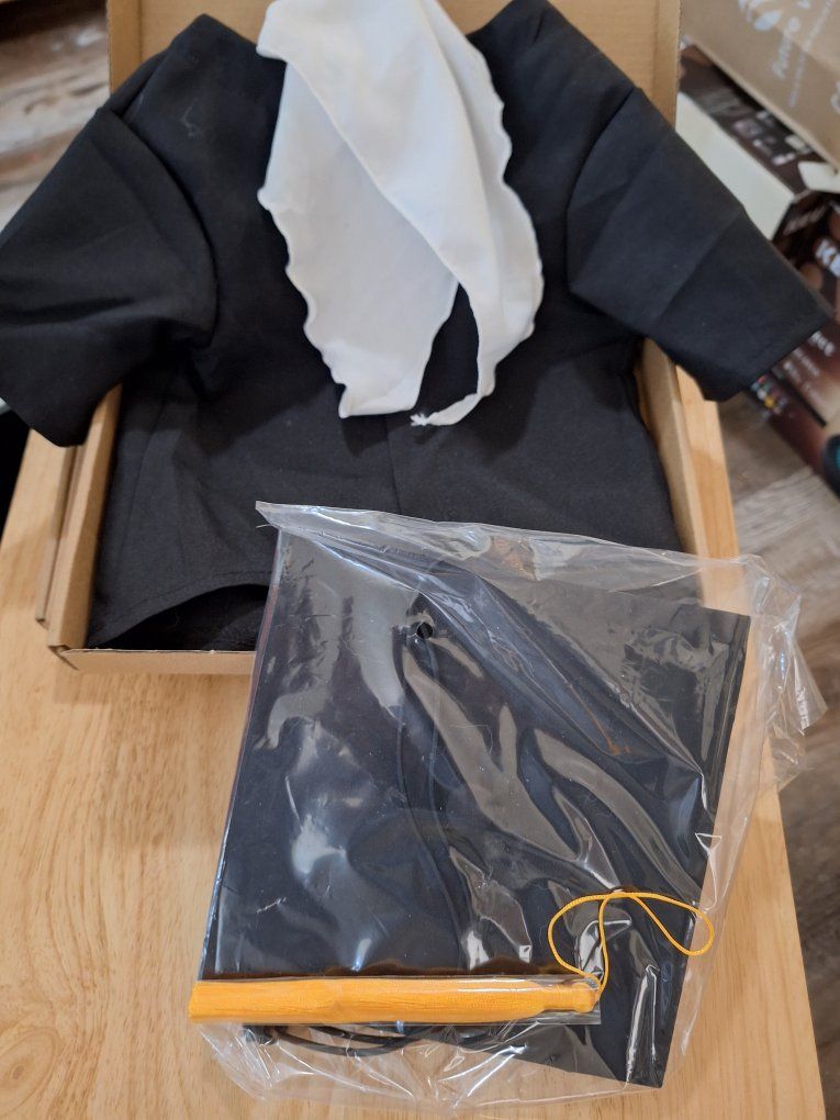 Main image 3
