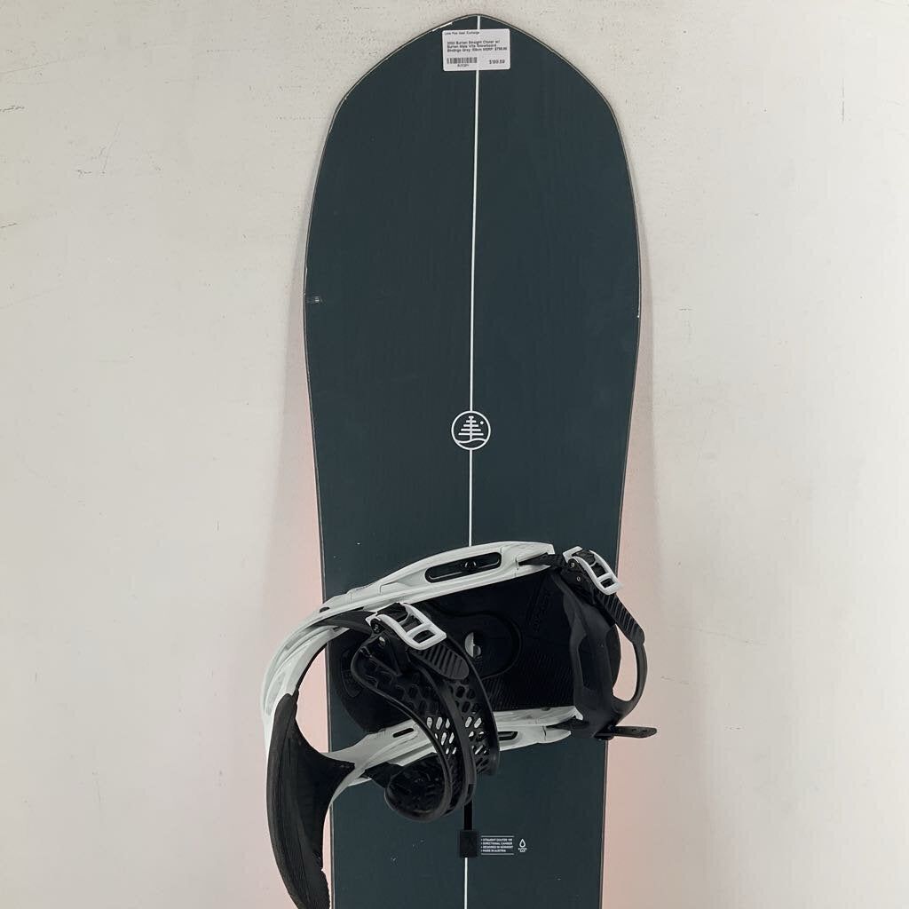 2022 Burton Straight Chuter w/ Burton Mala Vita Snowboard Bindings