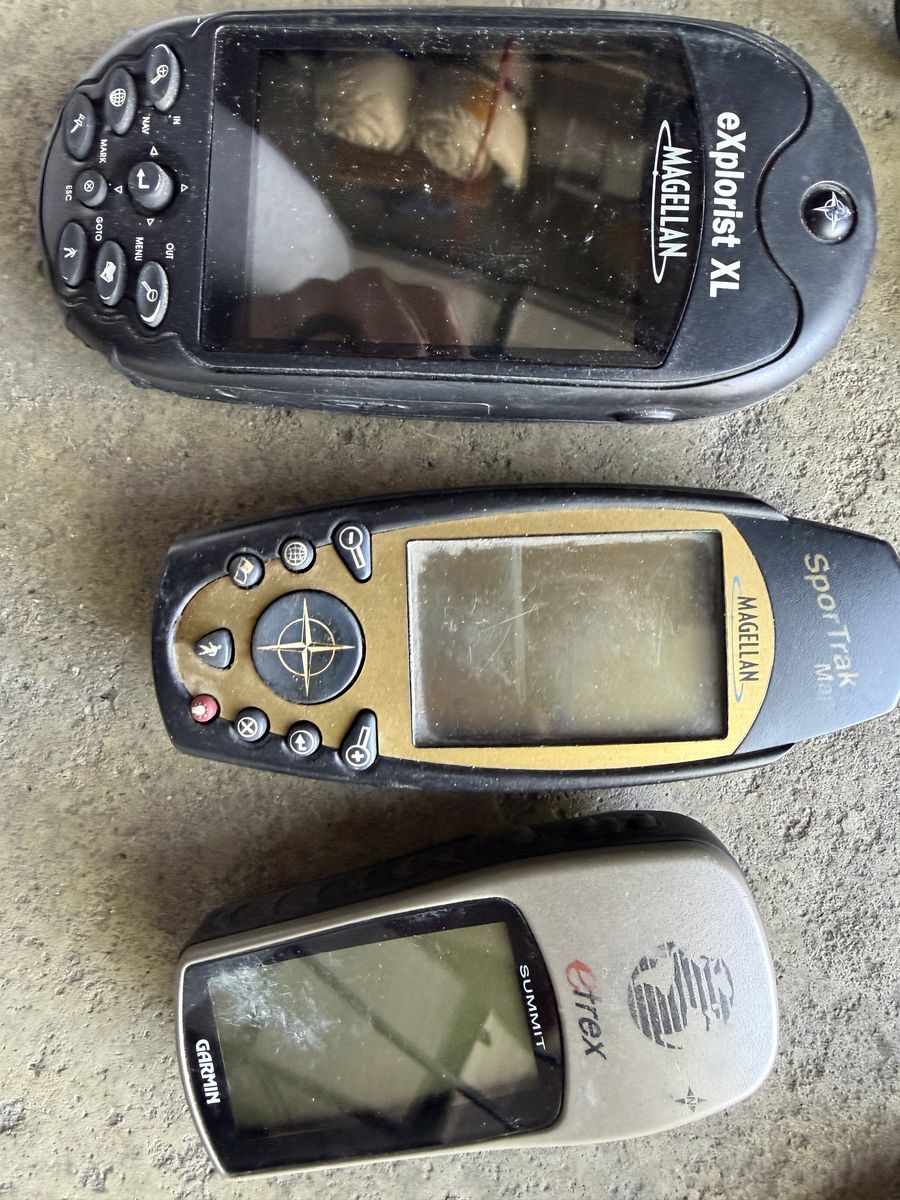 Vintage Handheld GPS Units – Garmin & Magellan Lot