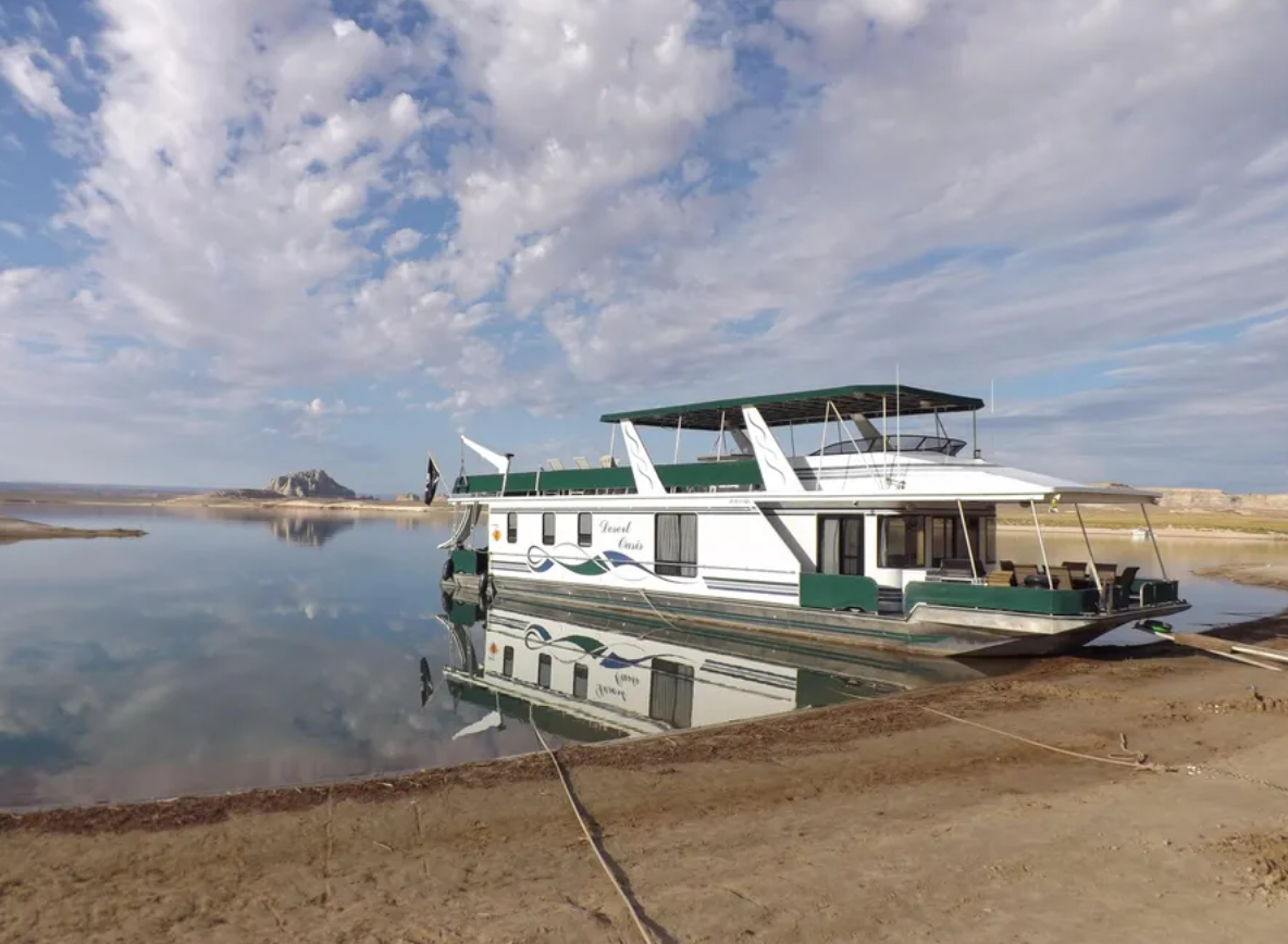 Antelope Point Marina Houseboat *Desert Oasis Trips Available* Starting at $7,000!!!!