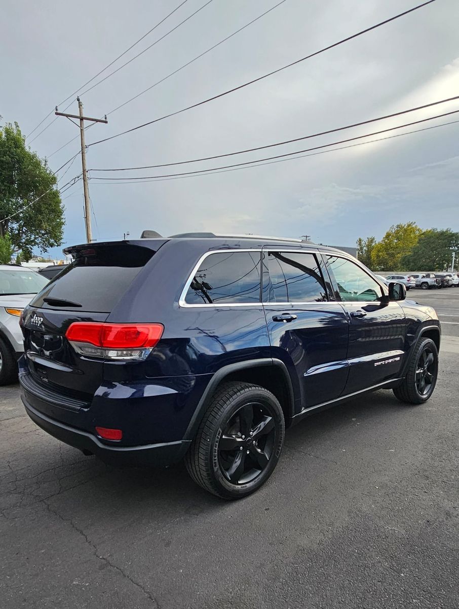 2016 Jeep Grand Cherokee Laredo