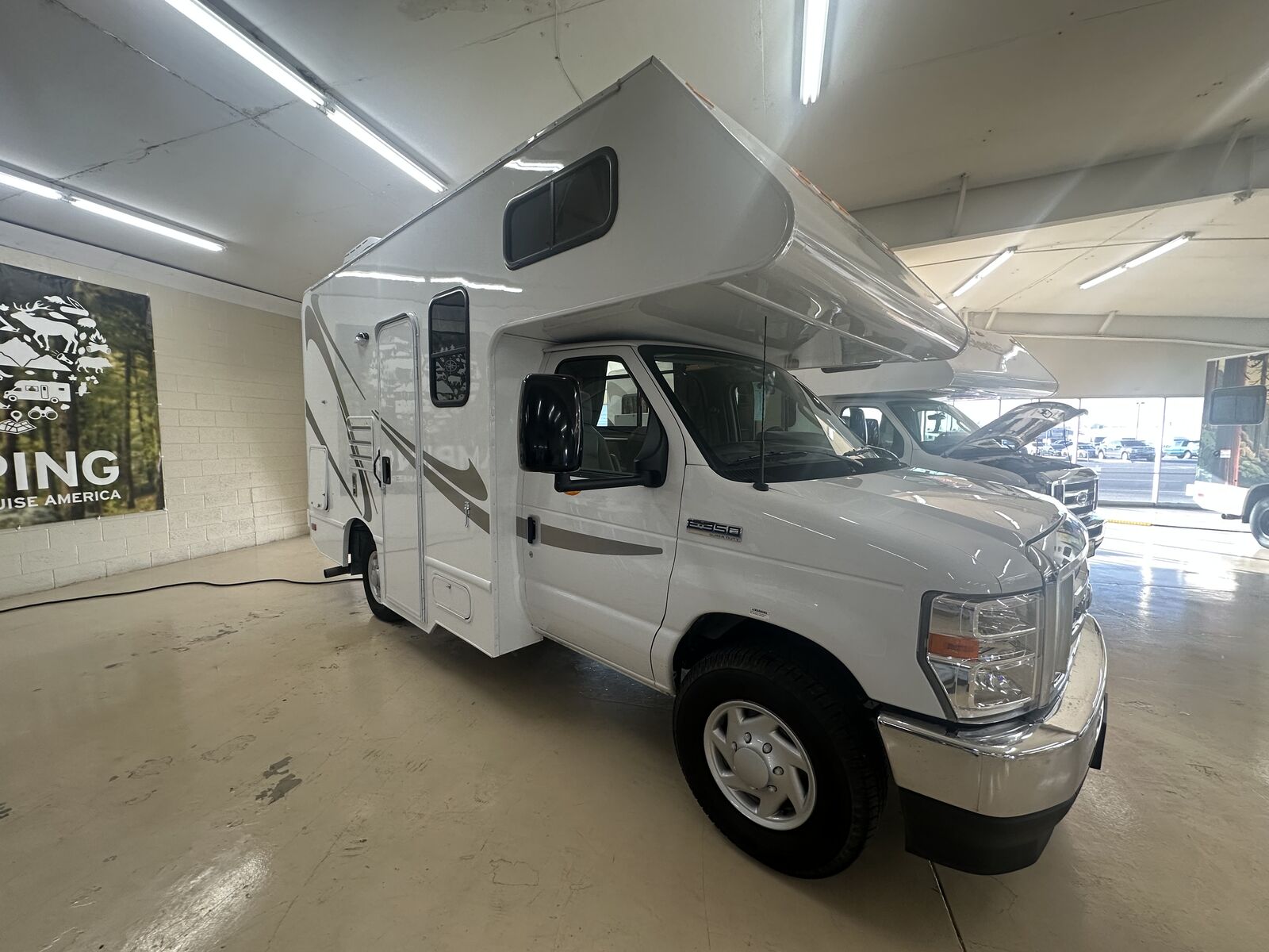 2022 THOR MAJESTIC C19