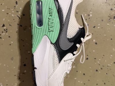 Nike Air Max Excee White/Black/Mint Green Youth 6Y (Women's 6.5) Athletic Shoes