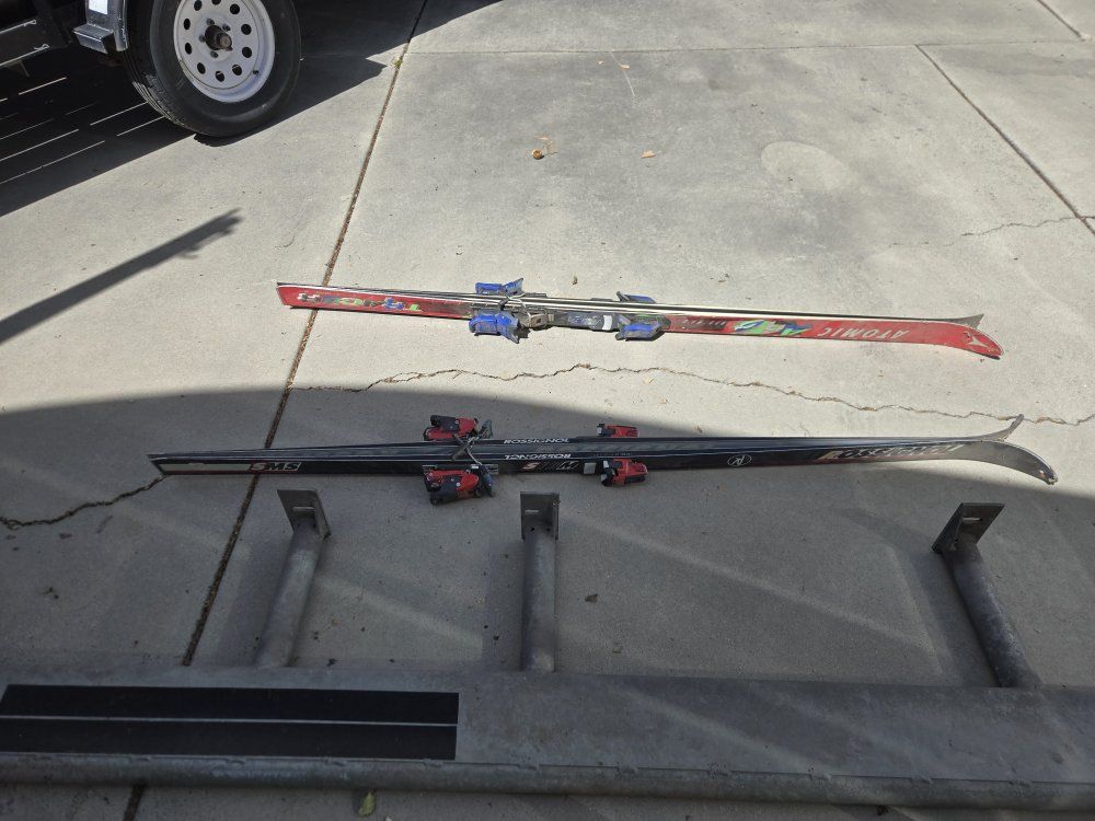old skis