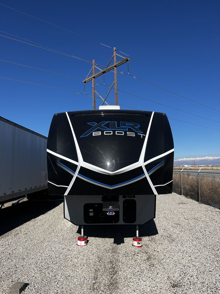 2020 Forest River XLR Boost M-36TSX16, Toy Hauler