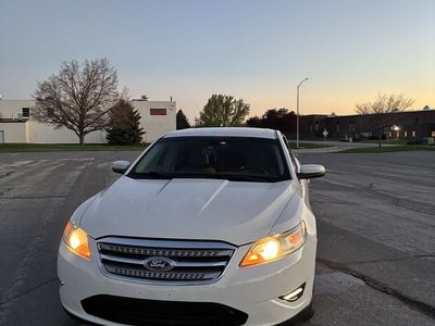 2011 Ford Taurus