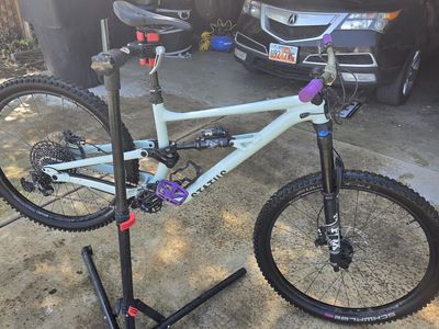 2022 Specialized Status 160 | Upgraded Enduro MTB | Ready to Ride