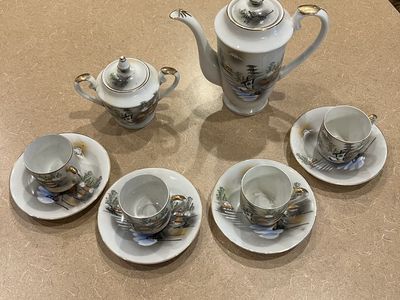 Vintage Japanese Kutani Porcelain Tea Set.