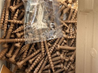314 total Qty. 157 each unit Deckmate Star Drive Composite Screws #8 x 1-5/8 inch, 2lbs Total, Deck Building Hardware
