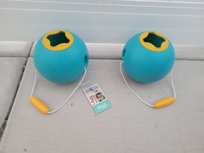 QUUT Ballo Teal Beach Bucket & Ball Toy Set (2) with Ropes - New with Tags, Outdoor Fun