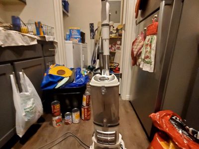 Shark Navigator Professional Lift-Away Upright Vacuum Cleaner