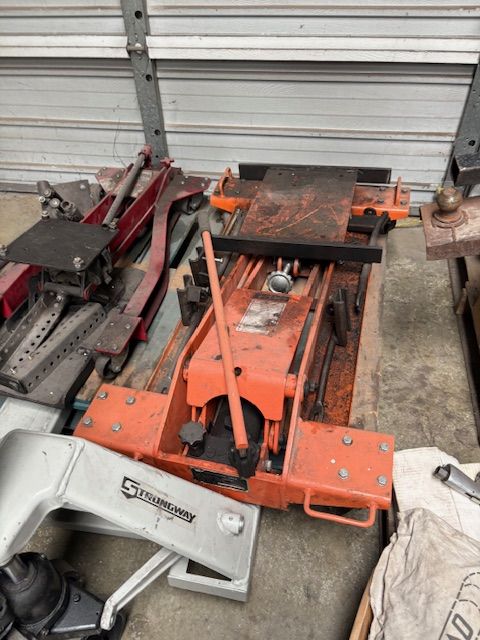 USED HEAVY DUTY TRANSMISSION JACK