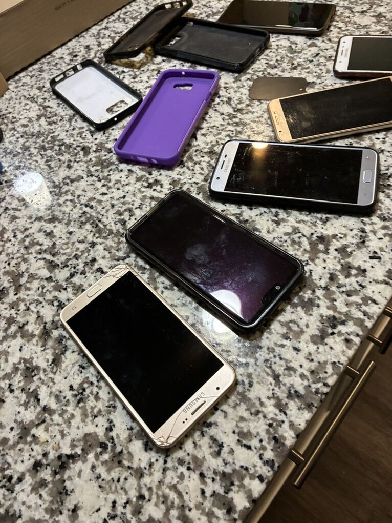 Smartphones And Phone Cases