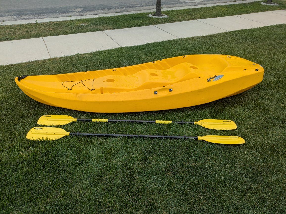 Manta 2 person kayak (500lbs capacity)