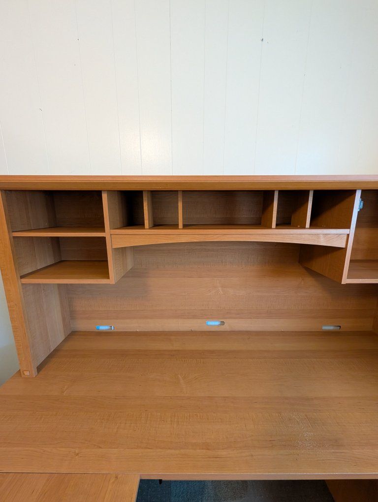 Main image 4