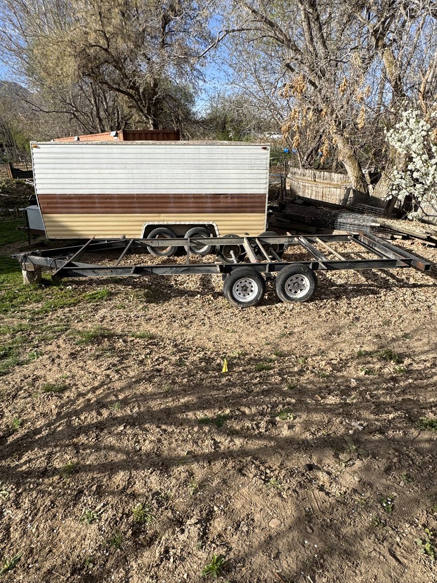22' Tandem Axel trailer.