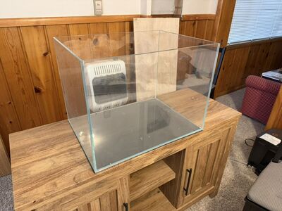 30 Gallon Rimless Aquarium